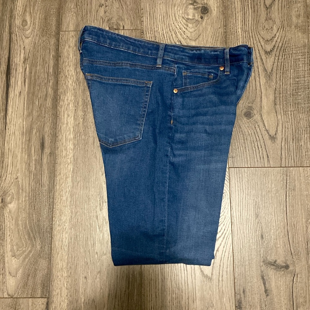 Loft Jeans Curvy Skinny frayed hem